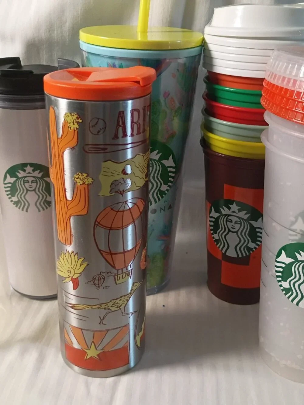 Large Bundle Gently Used Starbucks Hot & Cold Cups